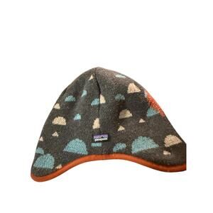 Patagonia Reversible Hat
Infant size.